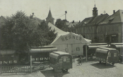 Cirkus BERNES ped znrodnnm v roce 1948